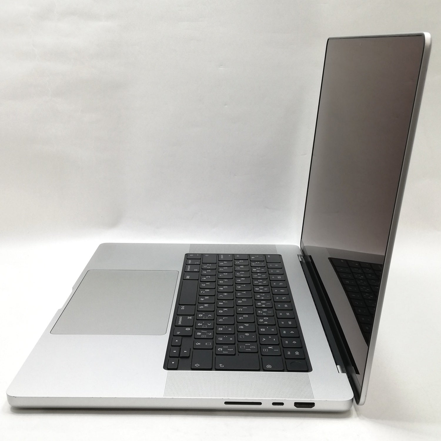 MacBook Air M1 8GB 256GB シルバー Apple MacBook Air 13.3 inch, New M1 Chip, 8GB RAM, 256GB