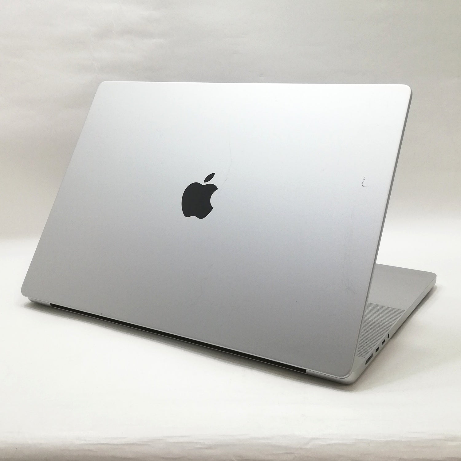 【美品】2020 Macbook   RAM16GB シルバー Amazon.com: Apple 2020 MacBook Air with 1.1GHz Intel Core i5