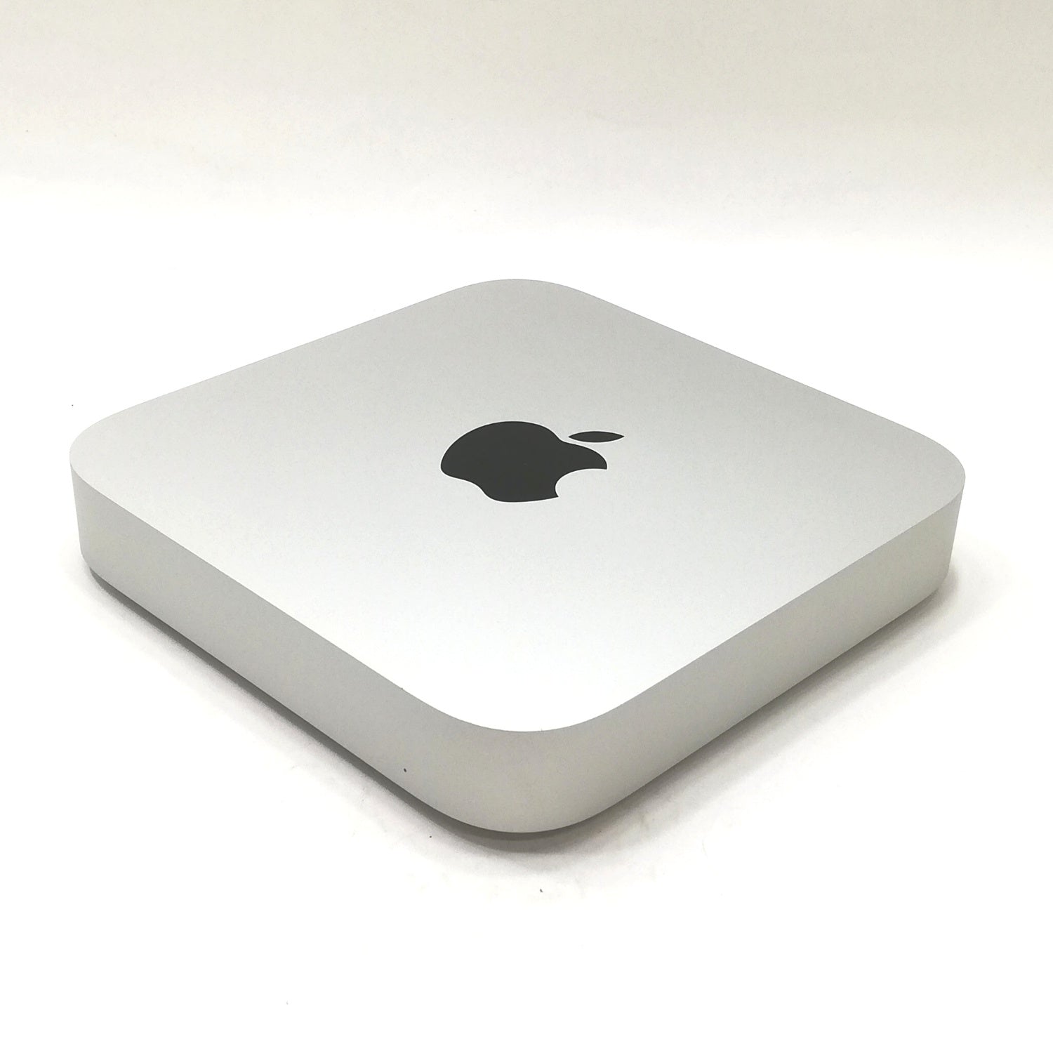 Mac mini M2 / 2023 / 24GB / 512GB / シルバー / ランク:A / MMFK3J/A / 【中古品管理番号:36937】