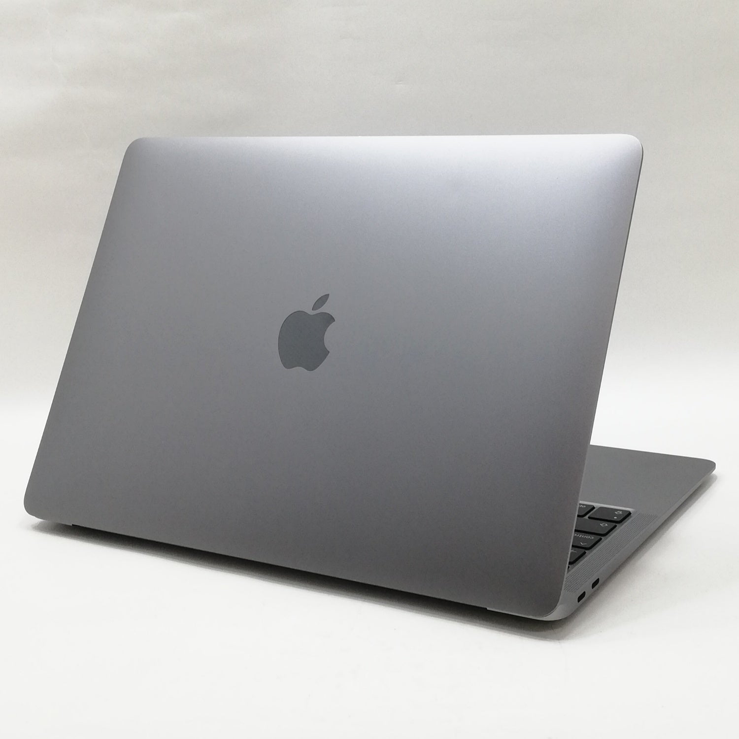 美品　Macbook Air M1 2020 スペースグレイ Amazon.co.jp: 【整備済み品】 Apple MacBook Air M1 2020(13