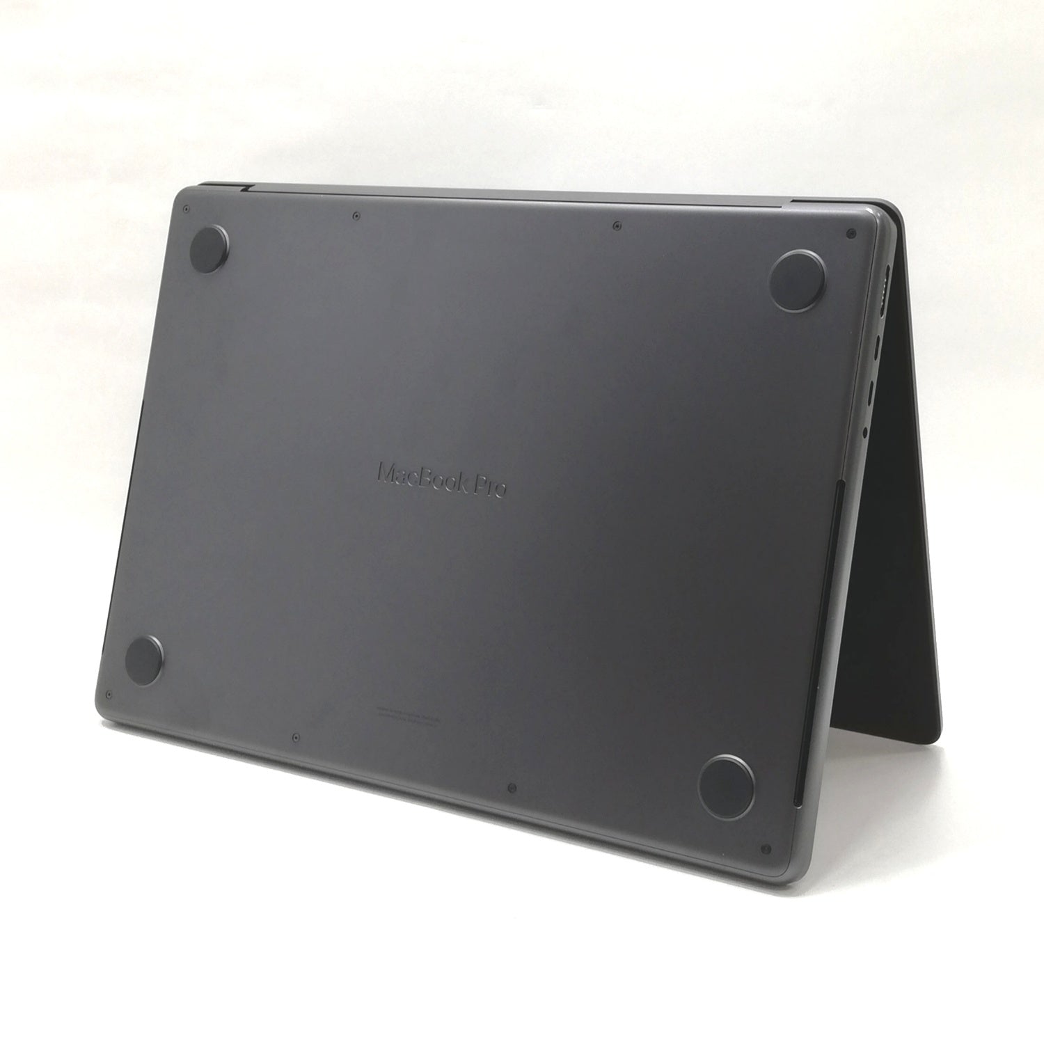 MacBook 中古 販売】MacBook Pro M3Pro / 14インチ / 2023