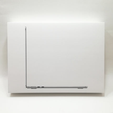 MacBook Air M2 / 13インチ / 2022 / 8GB / 512GB / シルバー / ランク:C / MLY03J/A / 【中古品管理番号:36982】