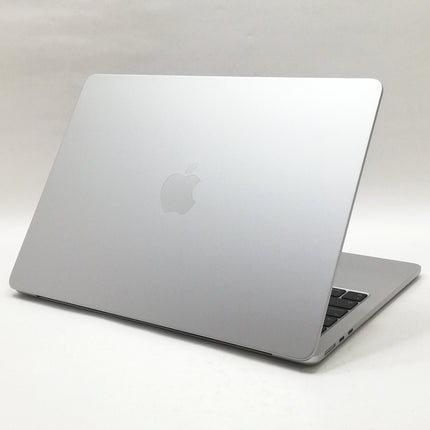 MacBook Air M2 / 13インチ / 2022 / 8GB / 512GB / シルバー / ランク:C / MLY03J/A / 【中古品管理番号:36982】