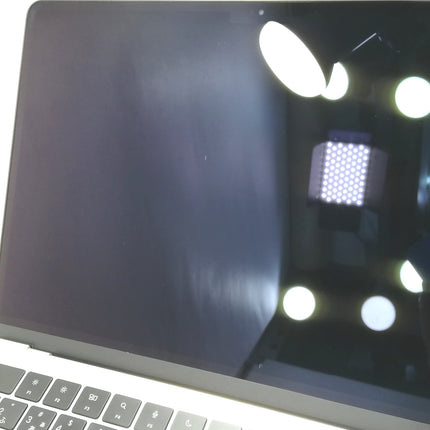 MacBook Air M2 / 13インチ / 2022 / 8GB / 512GB / シルバー / ランク:C / MLY03J/A / 【中古品管理番号:36982】