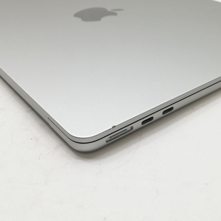 【決算セール！9/30火20時まで】MacBook Air M3 / 13インチ / 2024 / 16GB / 256GB / シルバー / ランク:B / MC8H4J/A / 【中古品管理番号:37123】