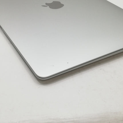 MacBook Air M1 / 13インチ / Mid2020 / 16GB / 256GB / シルバー / ランク:D / MGN93J/A / 【中古品管理番号:37136】