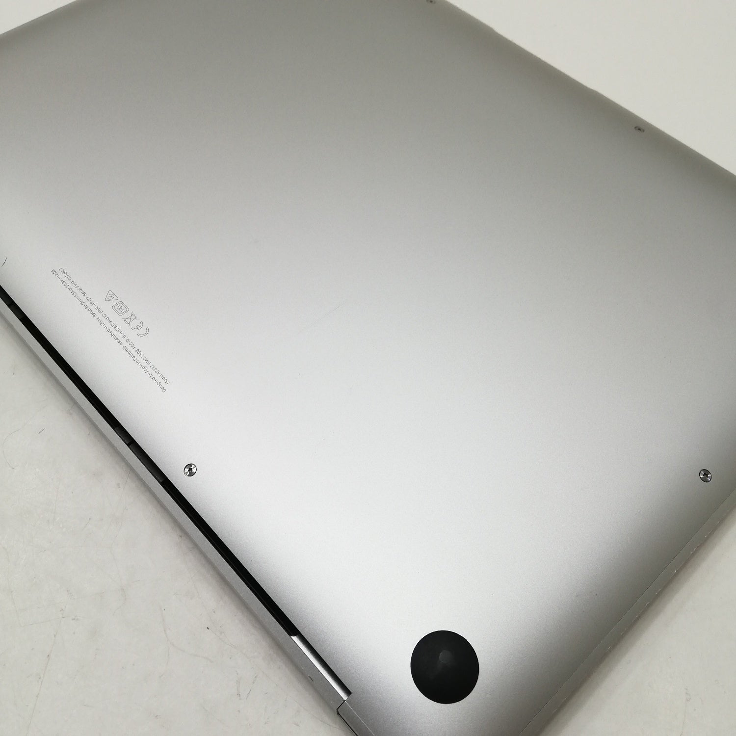 【美品】MacBook Air M1 8GB 256GB シルバー 85% Apple MacBook Air 2020 MGN63LL/A M1 3.2GHz 8GB RAM 256GB SSD