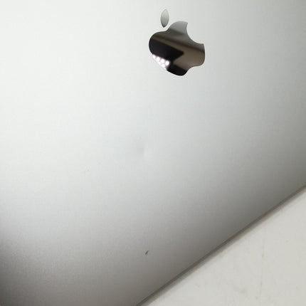 MacBook Air M1 / 13インチ / Mid2020 / 16GB / 256GB / シルバー / ランク:C / MGN93J/A / 【中古品管理番号:37144】