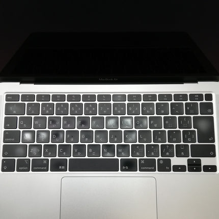 MacBook Air M1 / 13インチ / Mid2020 / 16GB / 256GB / シルバー / ランク:C / MGN93J/A / 【中古品管理番号:37144】