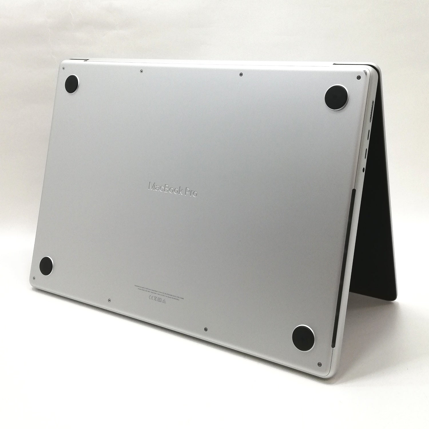 【画面不良】MacBook Pro M1MAX 32cGPU 32g 1T 画面不良】MacBook Pro M1MAX 32cGPU 32g 1T MacBook Pro
