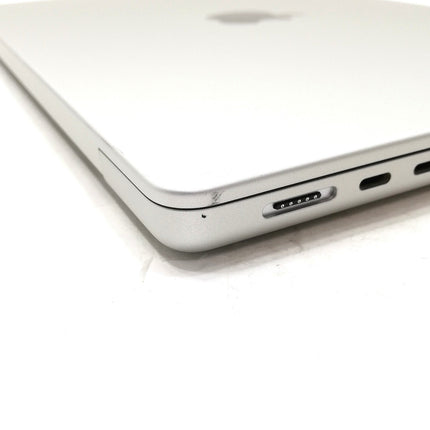 MacBook Pro M1 Pro / 14インチ / 2021 / 16GB / 512GB / シルバー / ランク:B / MKGR3J/A / 【中古品管理番号:37162】
