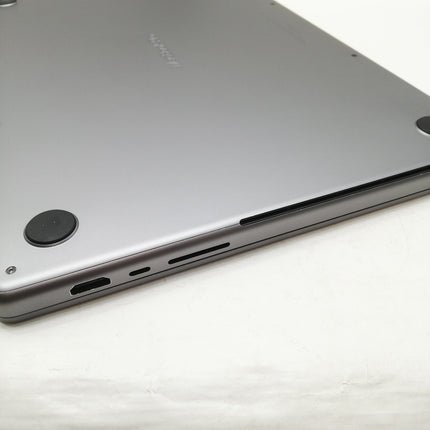 MacBook Pro M1 Max / 16インチ / 2021 / 64GB / 1TB / スペースグレイ / ランク:C / MK183J/A(MAX) / 【中古品管理番号:37164】