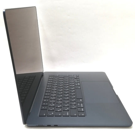 MacBook Air M3 / 15インチ / 2024 / 16GB / 256GB / ミッドナイト / ランク:A / MC9G4J/A / 【中古品管理番号:37166】
