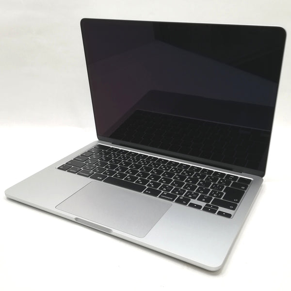MacBook Air M3 / 13インチ / 2024 / 16GB / 256GB / シルバー / ランク:A / MC8H4J/A / 【中古品管理番号:37171】