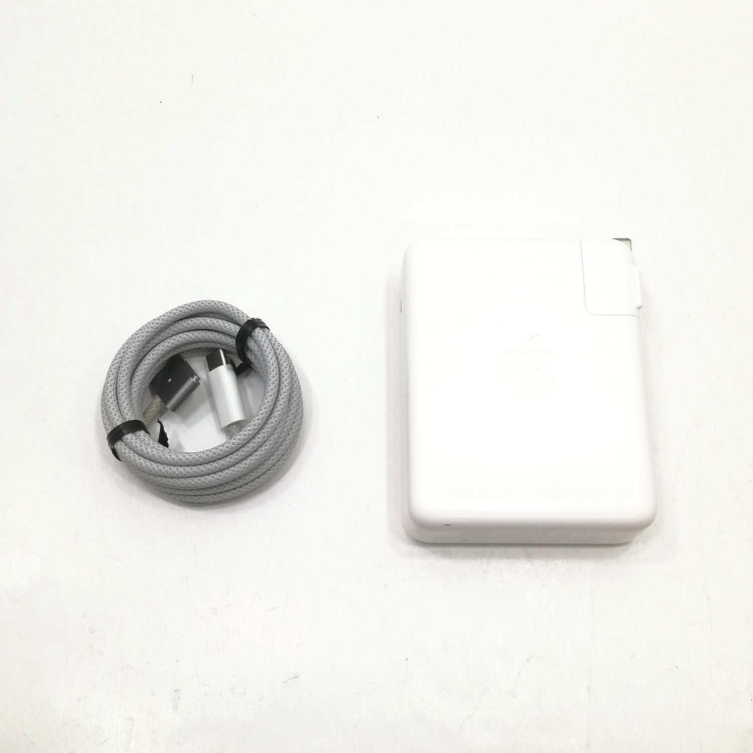 MacBook 中古 販売】MacBook Pro M1 Max / 16インチ / 2021