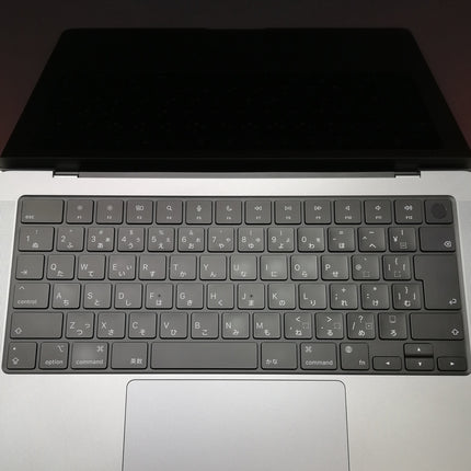 MacBook Air M4 / 13インチ / 2025 / 16GB / 256GB / ミッドナイト / ランク:A / MW123J/A / 【中古品管理番号:38179】