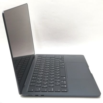 MacBook Air M2 / 13インチ / 2022 / 8GB / 256GB / ミッドナイト / ランク:B / MLY33J/A / 【中古品管理番号:37200】