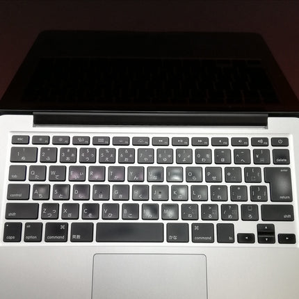 MacBook Pro Retina Display / 13インチ / Mid 2014 / 8GB / 512GB / シルバー / ランク:C / MGX92J/A / 【中古品管理番号:37216】