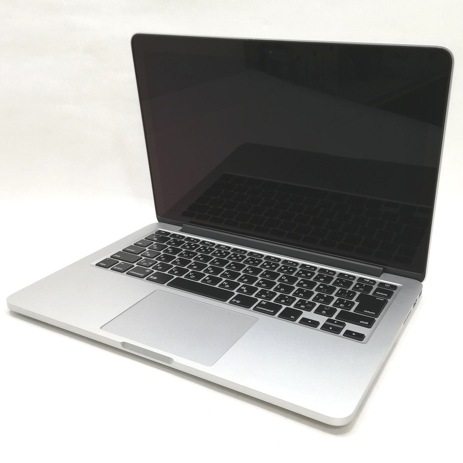 MacBook Pro Retina Display / 13インチ / Mid 2014 / 8GB / 512GB / シルバー / ランク:C / MGX92J/A / 【中古品管理番号:37217】