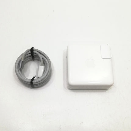 MacBook Air M2 / 13インチ / 2022 / 8GB / 512GB / スペースグレイ / ランク:C / MLXX3J/A / 【中古品管理番号:37221】