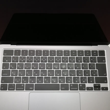 MacBook Air M2 / 13インチ / 2022 / 8GB / 512GB / スペースグレイ / ランク:C / MLXX3J/A / 【中古品管理番号:37221】
