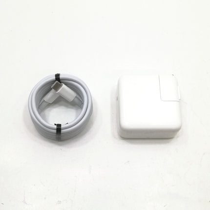 MacBook Air M1 / 13インチ / Mid2020 / 8GB / 256GB / スペースグレイ / ランク:A / MGN63J/A / 【中古品管理番号:37225】