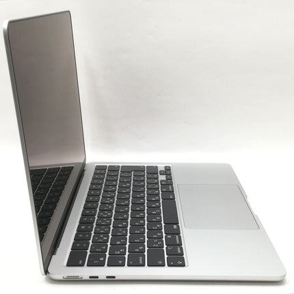 MacBook Air M2 / 13インチ / 2022 / 8GB / 256GB / シルバー / ランク:B / MLXY3J/A / 【中古品管理番号:37232】