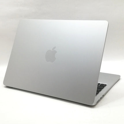 MacBook Air M2 / 13インチ / 2022 / 8GB / 256GB / シルバー / ランク:B / MLXY3J/A / 【中古品管理番号:37232】