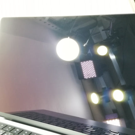 MacBook Pro M1 Pro / 14インチ / 2021 / 16GB / 512GB / シルバー / ランク:C / MKGR3J/A / 【中古品管理番号:37237】