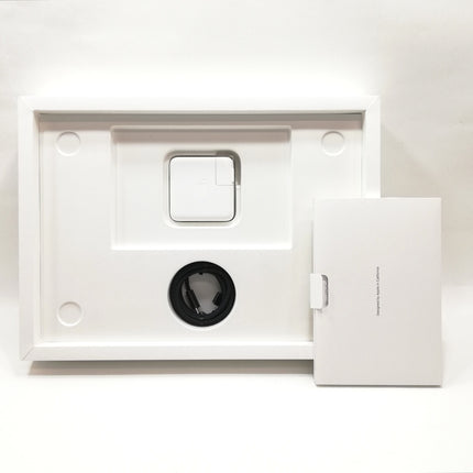 MacBook Pro M3Pro / 14インチ / 2023 / 18GB / 1TB / スペースブラック / ランク:A / MRX33J/A / 【中古品管理番号:37238】