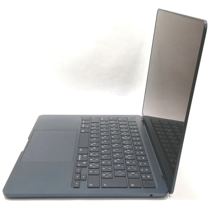 MacBook Air M2 / 13インチ / 2022(2024) / 16GB / 256GB / ミッドナイト / ランク:B / MC7X4J/A / 【中古品管理番号:37247】