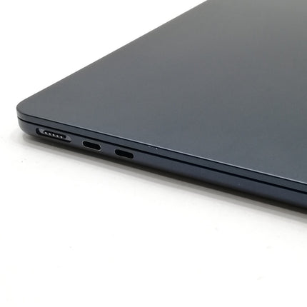 MacBook Air M2 / 13インチ / 2022 / 24GB / 1TB / ミッドナイト / ランク:B / MLY43J/A / 【中古品管理番号:37255】