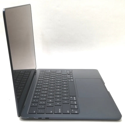 MacBook Air M2 / 13インチ / 2022 / 24GB / 1TB / ミッドナイト / ランク:B / MLY43J/A / 【中古品管理番号:37255】