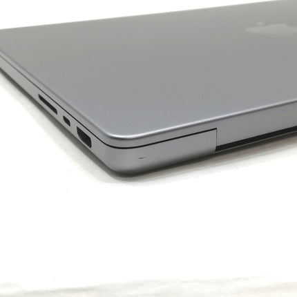 MacBook Pro M1 Pro / 14インチ / 2021 / 16GB / 512GB / スペースグレイ / ランク:B / MKGP3J/A / 【中古品管理番号:37261】