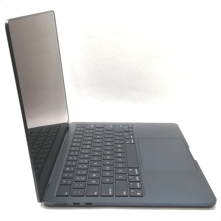MacBook Air M2 / 13インチ / 2022 / 16GB / 512GB / ミッドナイト / ランク:B / MLY43J/A / 【中古品管理番号:37265】