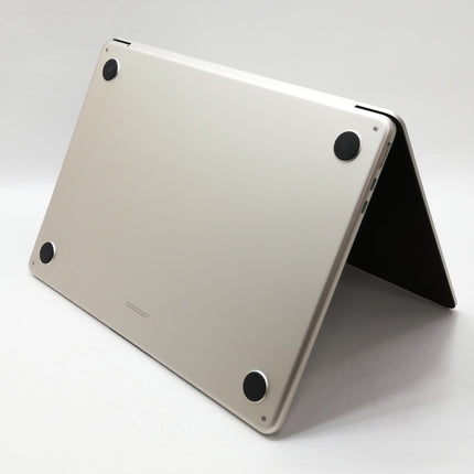 MacBook Air M3 / 13インチ / 2024 / 16GB / 256GB / スターライト / ランク:A / MC8J4J/A / 【中古品管理番号:37276】