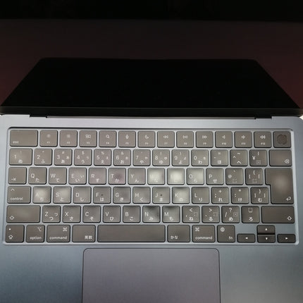 MacBook Air M2 / 13インチ / 2022 / 8GB / 512GB / ミッドナイト / ランク:B / MLY33J/A / 【中古品管理番号:37277】