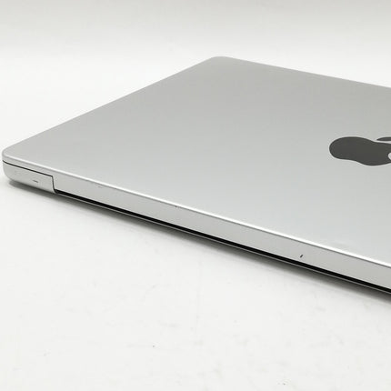MacBook Pro M1 Max / 14インチ / 2021 / 64GB / 2TB / シルバー / ランク:C / MKGT3J/A（MAX) / 【中古品管理番号:37278】