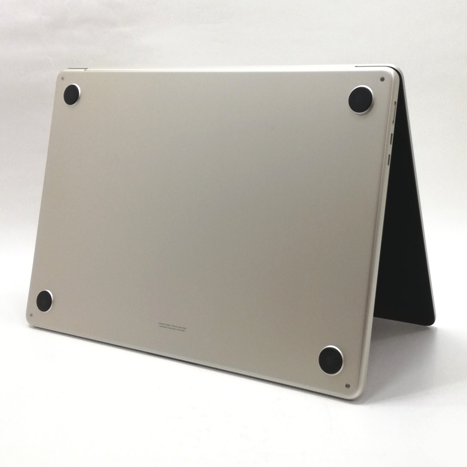 【極美品】M2 MacBook Air スターライト 8G 256GB 極美品】MacBook Air M2 8GB 256GB スターライト Amazon.co.jp