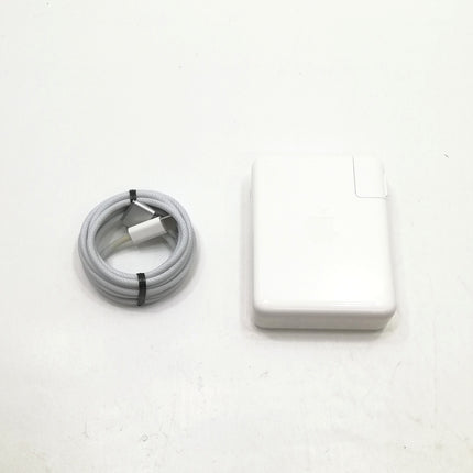 MacBook Pro M1 Max / 16インチ / 2021 / 32GB / 1TB / シルバー / ランク:B / MK1F3J/A(MAX) / 【中古品管理番号:37289】