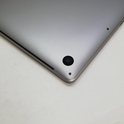 MacBook Pro Touch Bar / 13インチ / 2020 / 16GB / 1TB / スペースグレイ / ランク:A / MWP52J/A / 【中古品管理番号:37292】