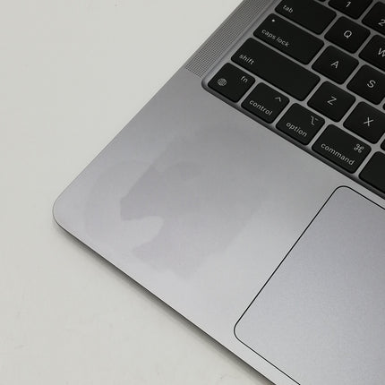 MacBook Air M1 / 13インチ / Mid2020 / 16GB / 256GB / スペースグレイ / ランク:C / MGN63J/A / 【中古品管理番号:37295】