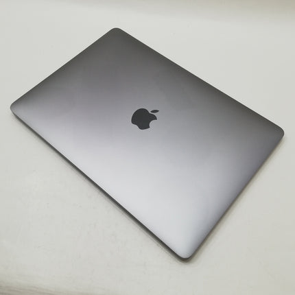 MacBook Air M1 / 13インチ / Mid2020 / 8GB / 256GB / スペースグレイ / ランク:C / MGN63J/A / 【中古品管理番号:37307】