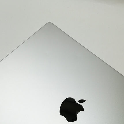 MacBook Pro M1 Pro / 14インチ / 2021 / 32GB / 1TB / シルバー / ランク:B / MKGR3J/A / 【中古品管理番号:37317】