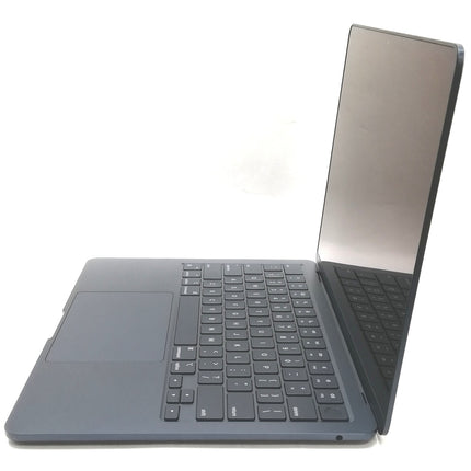 MacBook Air M2 / 13インチ / 2022 / 24GB / 2TB / ミッドナイト / ランク:C / MLY43J/A / 【中古品管理番号:37318】