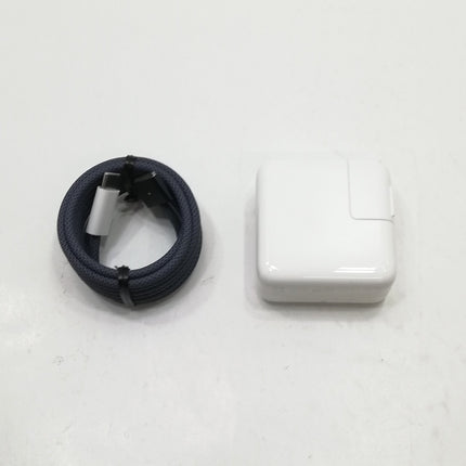 MacBook Air M2 / 13インチ / 2022 / 8GB / 256GB / ミッドナイト / ランク:B / MLY33J/A / 【中古品管理番号:37324】