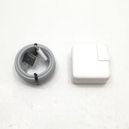 MacBook Air M3 / 13インチ / 2024 / 16GB / 256GB / スペースグレイ / ランク:A / MC8G4J/A / 【中古品管理番号:37326】