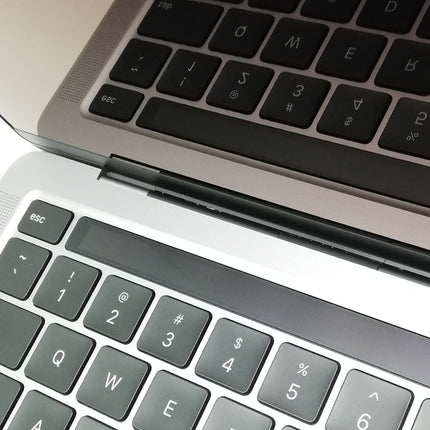 MacBook Pro Touch Bar / 13インチ / 2020 / 32GB / 512GB / スペースグレイ / ランク:C / MWP42J/A / 【中古品管理番号:37327】