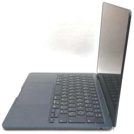 MacBook Air M4 / 13インチ / 2025 / 16GB / 256GB / ミッドナイト / ランク:A / MW123J/A / 【中古品管理番号:37338】