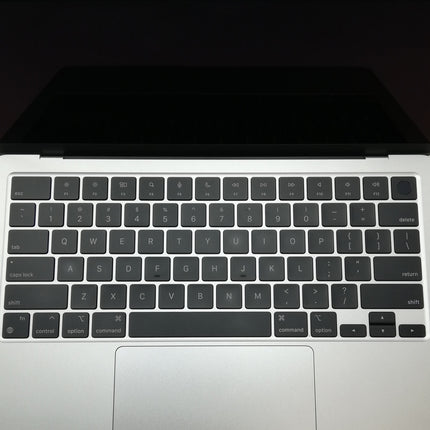 MacBook Air M3 / 13インチ / 2024 / 16GB / 512GB / シルバー / ランク:B / MXCT3J/A / 【中古品管理番号:37339】